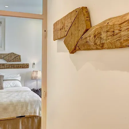 Downtown Lovers Apartments: Costa Do Castelo Лиссабон