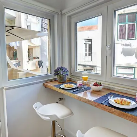 公寓 Downtown Lovers Apartments: Costa Do Castelo *