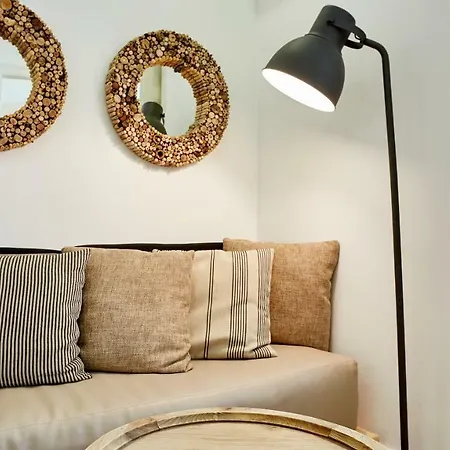 Downtown Lovers Apartments: Costa Do Castelo Daire