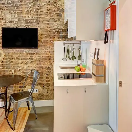 Downtown Lovers Apartments: Costa Do Castelo Daire