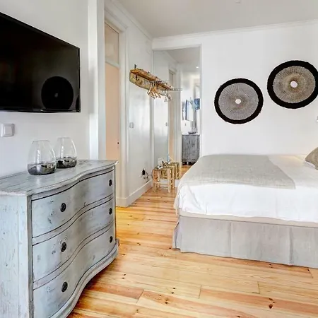 Daire Downtown Lovers Apartments: Costa Do Castelo *